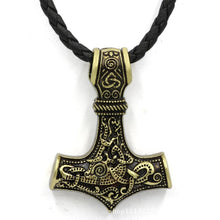 Ireland Amulet